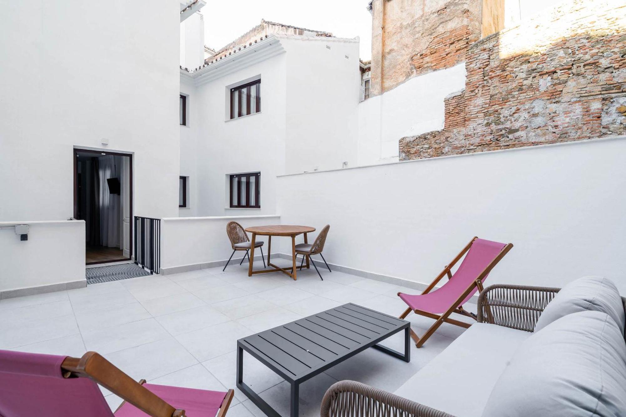 Limehome Malaga Calle Victoria Номер фото