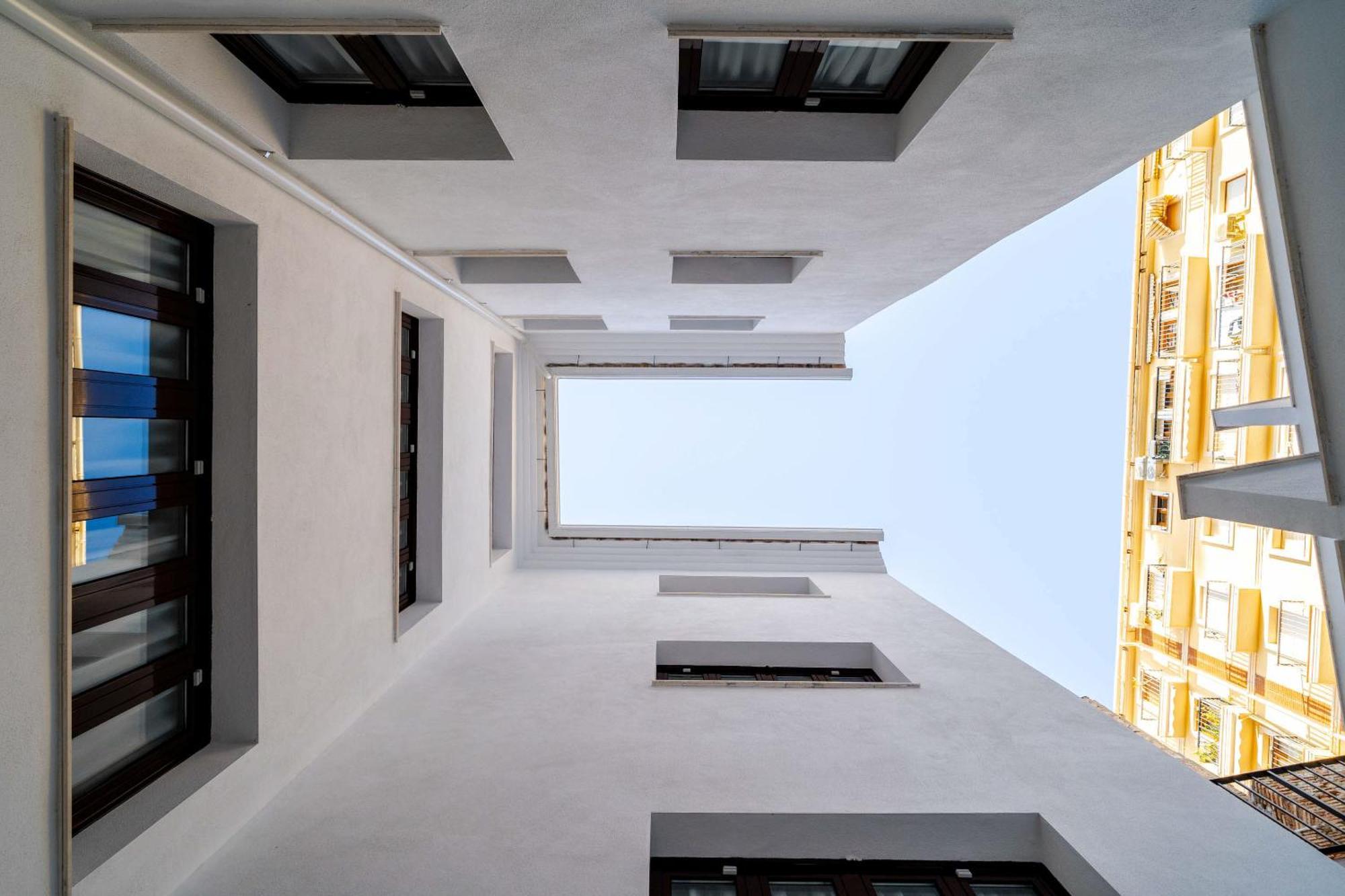 Limehome Malaga Calle Victoria Экстерьер фото
