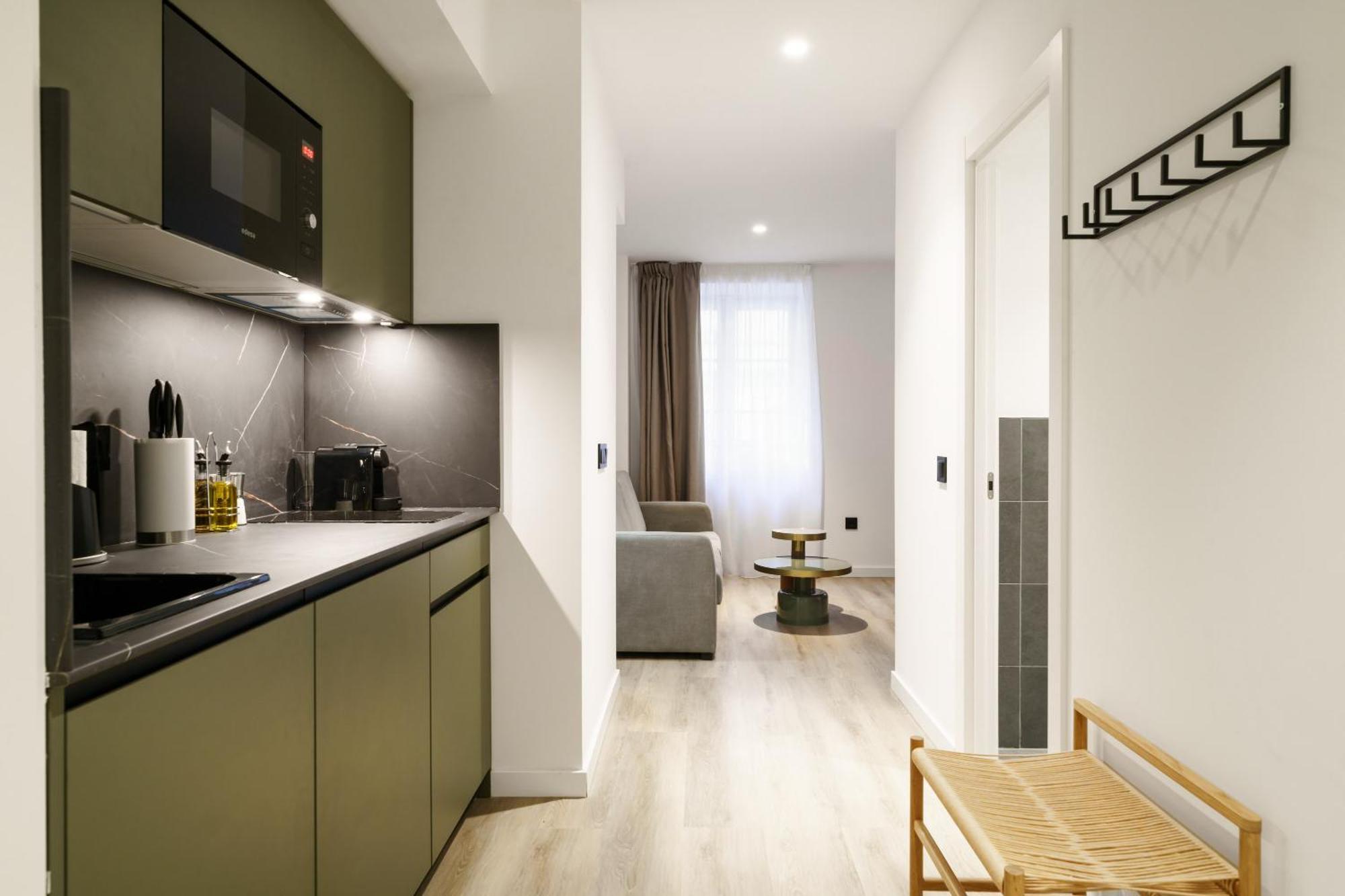 Limehome Malaga Calle Victoria Экстерьер фото