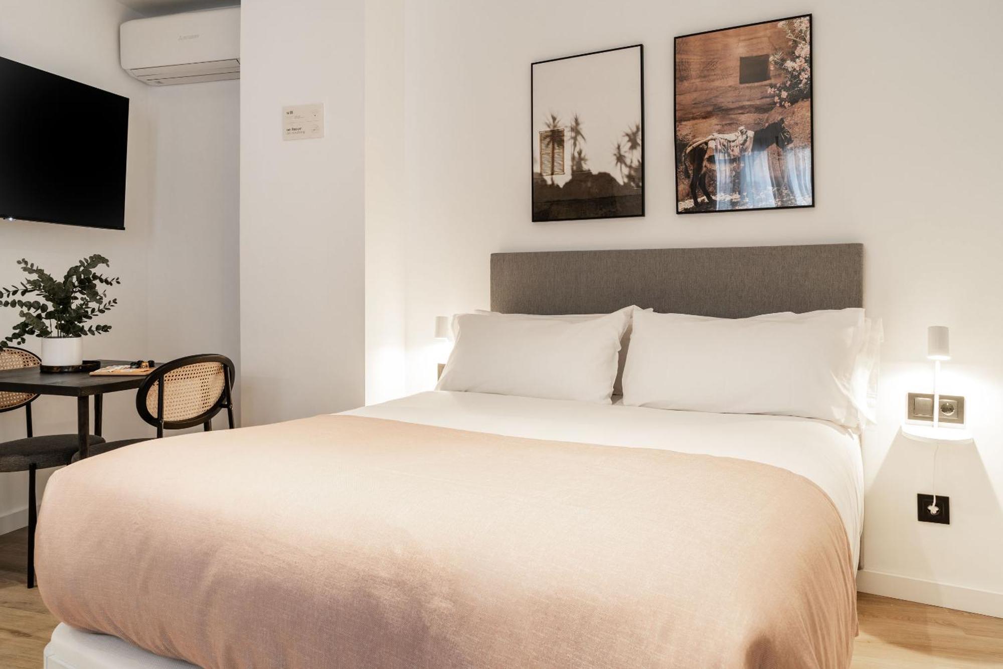 Limehome Malaga Calle Victoria Номер фото