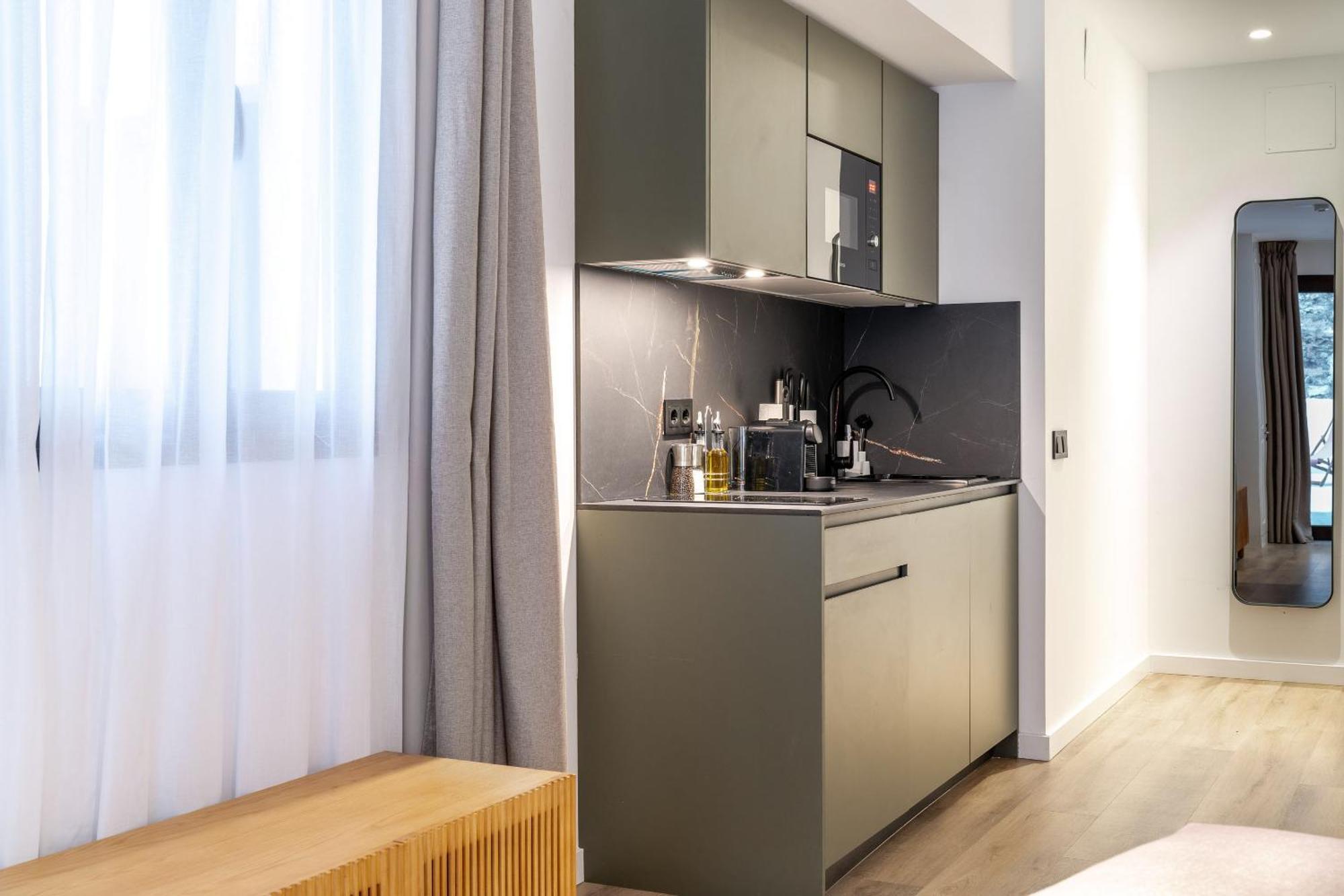 Limehome Malaga Calle Victoria Номер фото